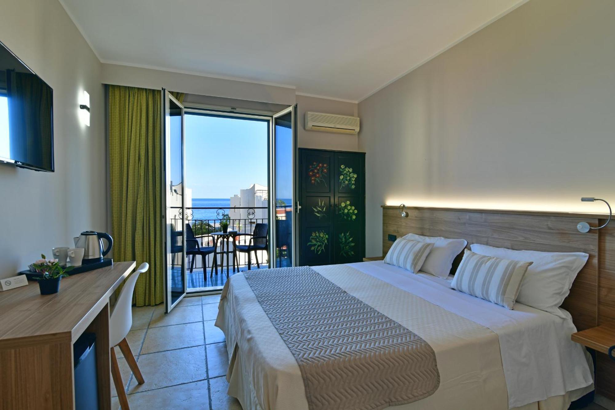 Hotel & Apartments Villa Linda Giardini Naxos Eksteriør billede